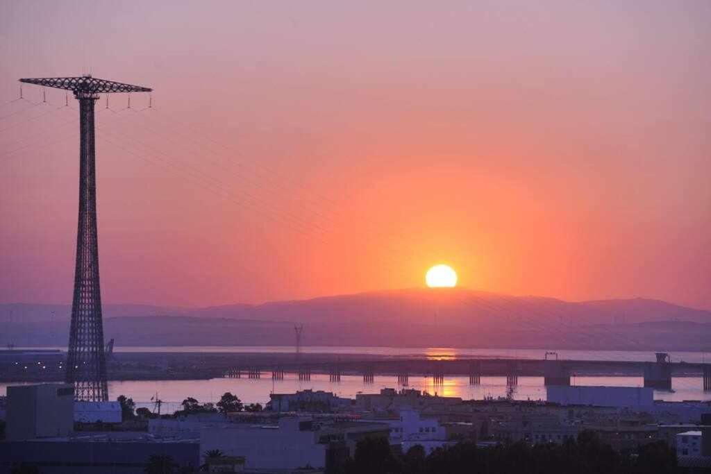 Atico Apartamento Loft Playa Victoria Cadiz Exterior photo